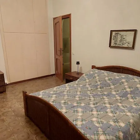 La Casa Di Nonna Lorenna 알라시오