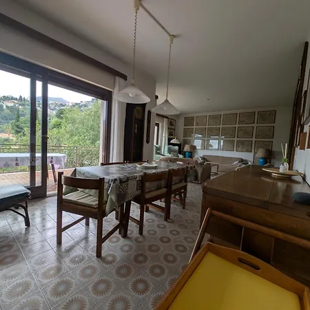 Vila La Casa Di Nonna Lorenna Alassio