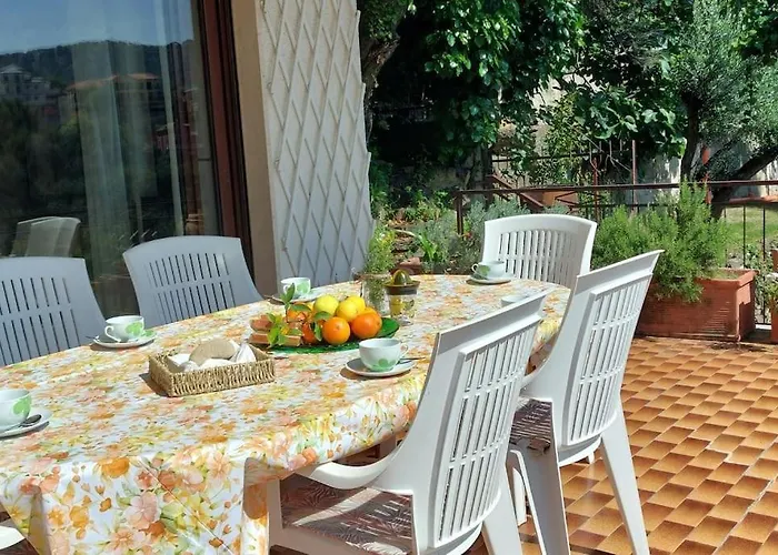 La Casa Di Nonna Lorenna 알라시오